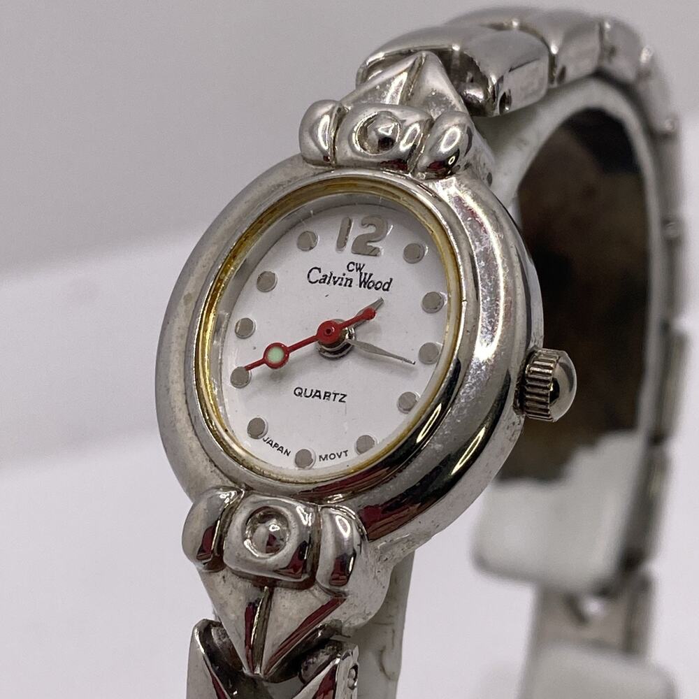 Womens Vintage Silver Tone Watch Works New Battery